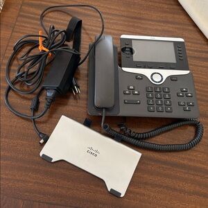 Cisco Dual-Tone IP Phone with Black and Gray Finish
